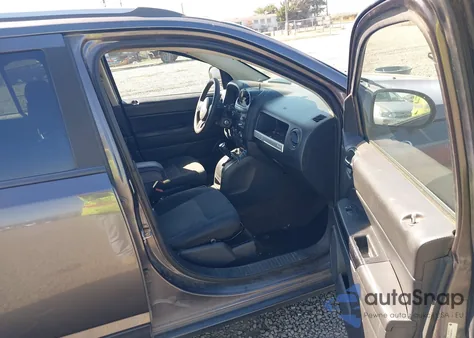 2015 Jeep Compass Sport from USA, damaged, VIN 1C4NJDBB9FD316541